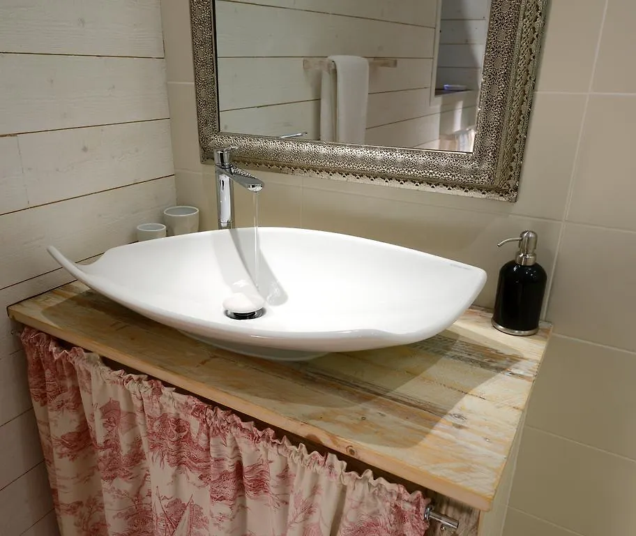 ** Bed & Breakfast Au Ralenti du Lierre Bed and Breakfast Gordes Frankrig